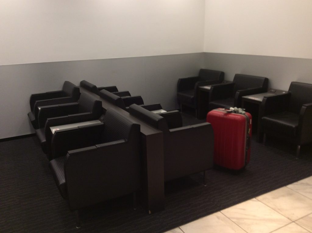 空港ラウンジ