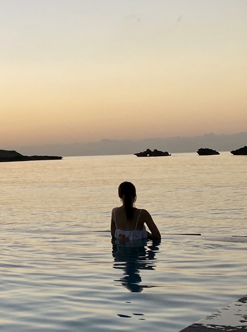 インフィニティープール