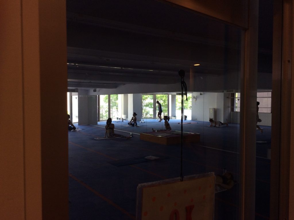 ビクラムヨガのスタジオ