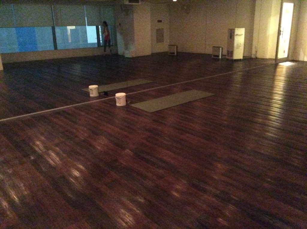 ヨガスタジオ