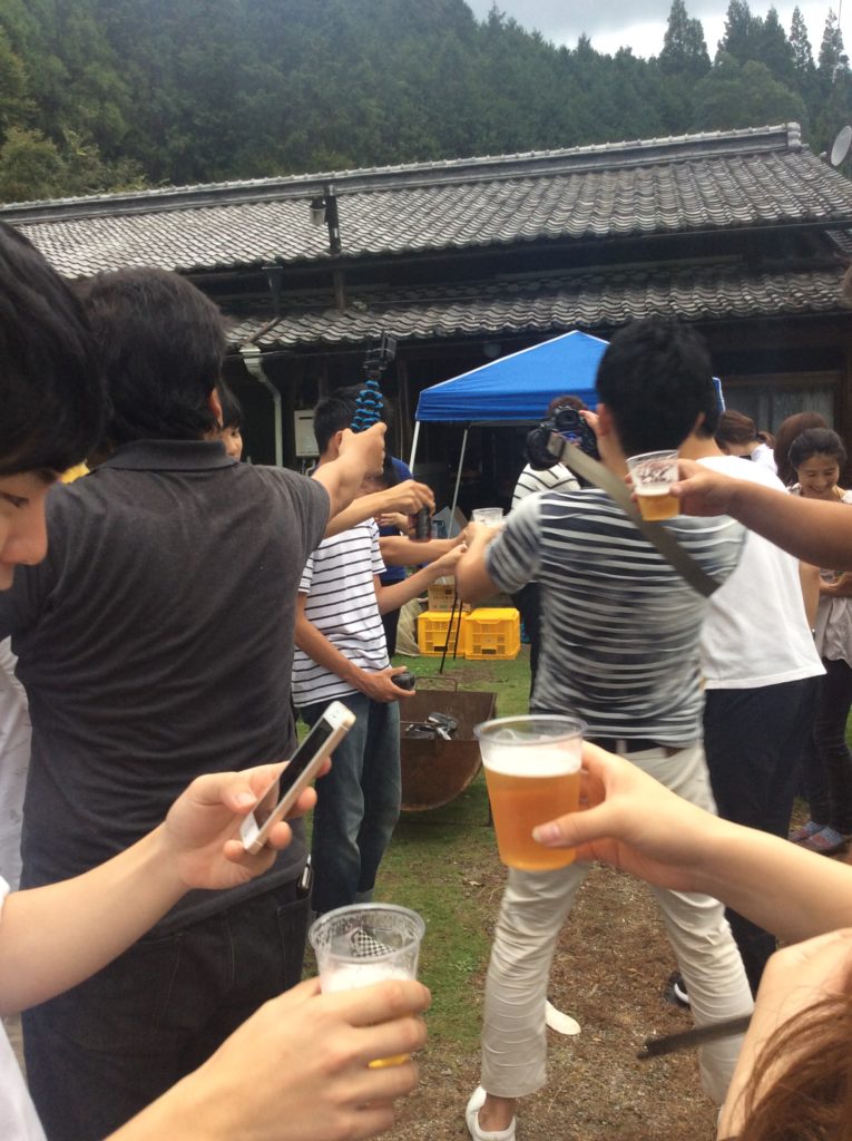 乾杯の様子