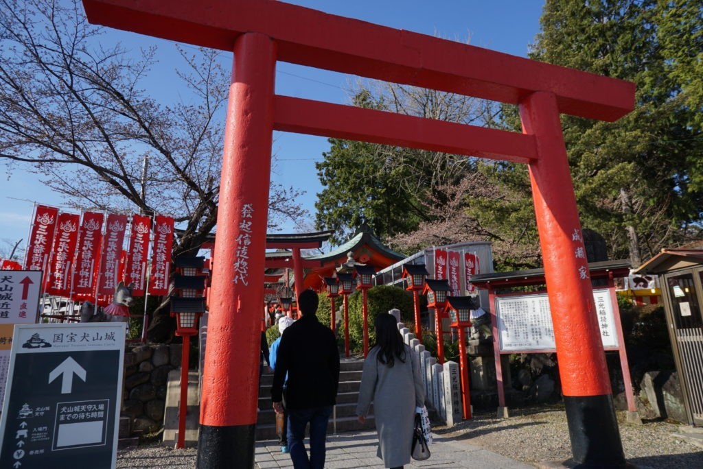 三光稲荷神社の鳥居