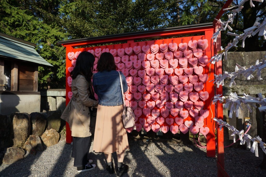 ハートの絵馬