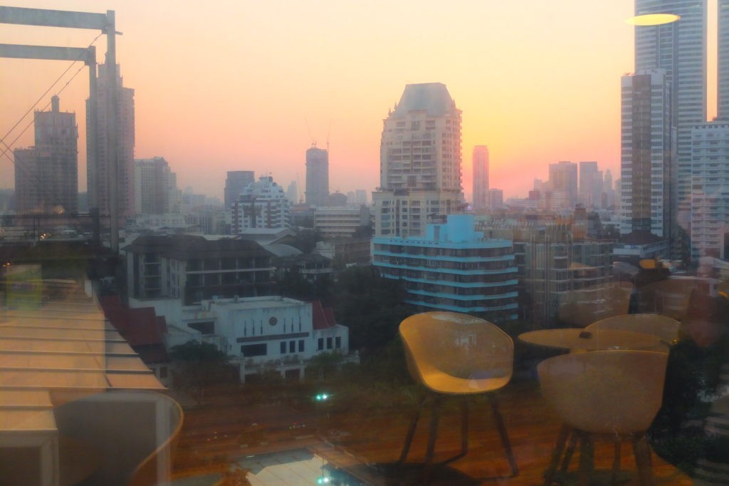 窓から見える景色